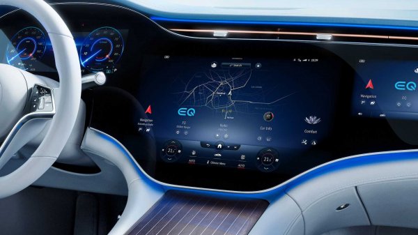  عکس داخل ماشین مرسدس بنز