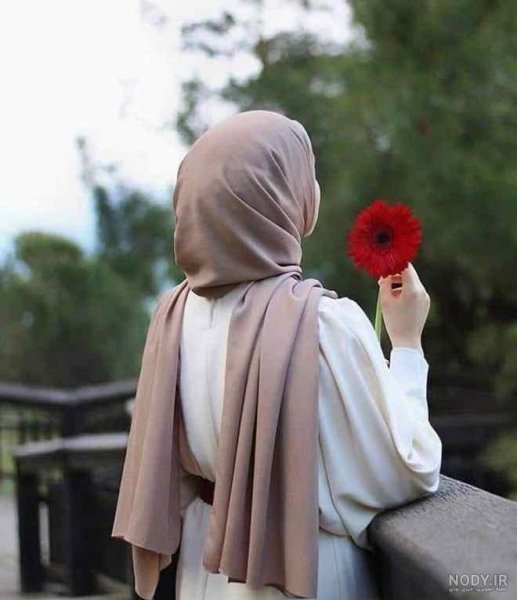  عکس پروفایل دختر دانشجو از پشت سر