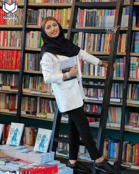  ژست عکسهای دانشجویی