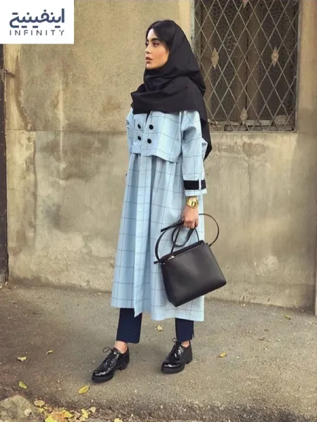  ژست دانشجویی با تیپ اسپرت و زیبا