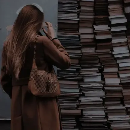  عکس های جدید دخترانه در کتابخانه