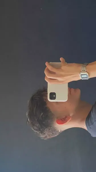  عکس پروفایل واتساپ پسرانه سلفی با آیفون