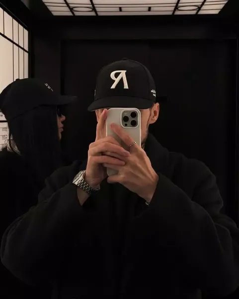  عکس پروفایل واتساپ پسرانه سلفی با آیفون