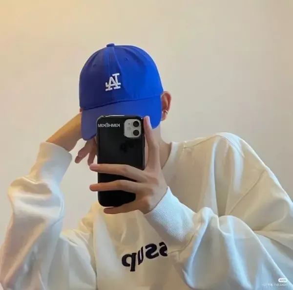  عکس پروفایل واتساپ پسرانه سلفی با آیفون