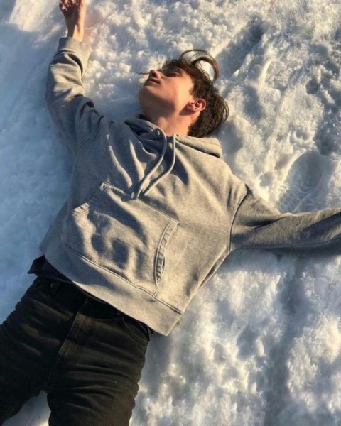  عکس پروفایل پسرانه منظره برفی