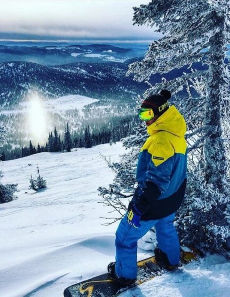  عکس پروفایل پسرانه طبیعت زمستان