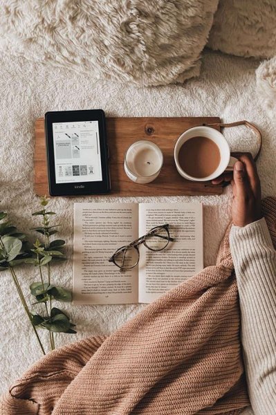  عکس قهوه و کتاب طبیعی