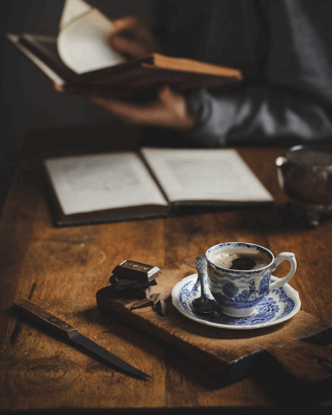  عکس قهوه و کتاب طبیعی