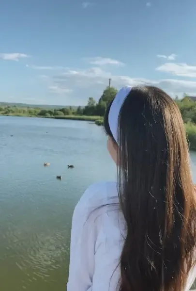  عکس دخترانه باحال از طبیعت