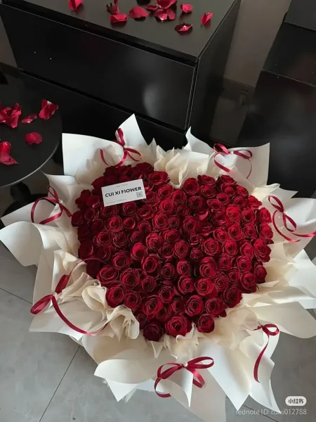  عکس دسته گل های لاکچری