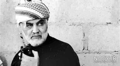  عکس سردار سلیمانی در جنگ برای پروفایل