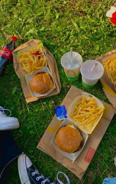  عکس فیک خوراکی دخترونه