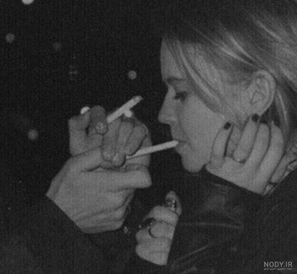  عکس مرد تنها با سیگار