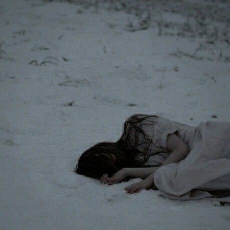  عکس پروفایل مشکی دختر خسته