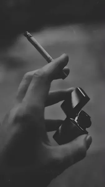  عکس پروفایل فانتزی پسرانه با سیگار