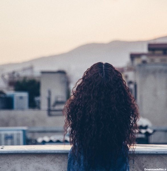  عکس دختر مو فرفری فیک