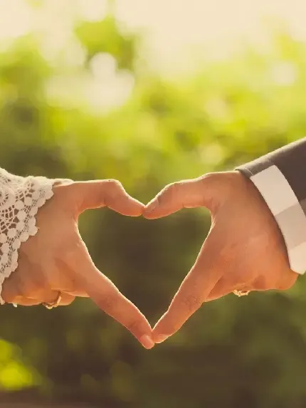  عکس دخترونه پرطرفدار انگشت قلبی