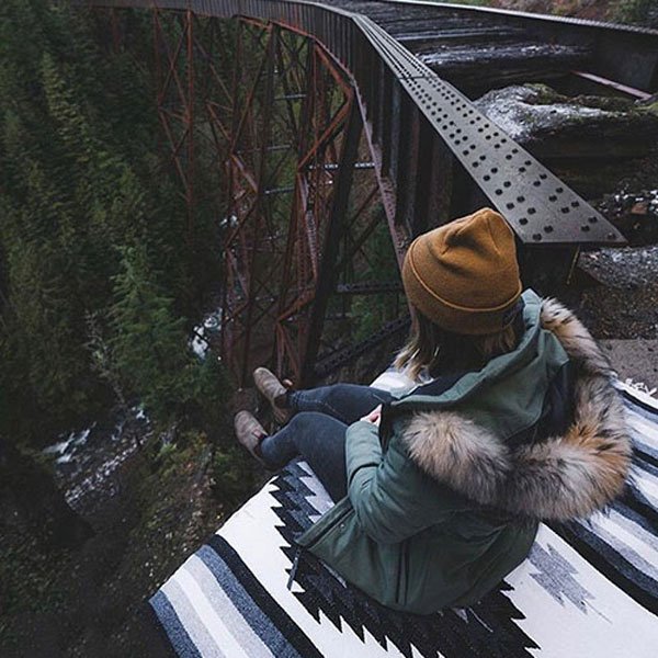  عکس دختر غمگین و گریان برای پروفایل