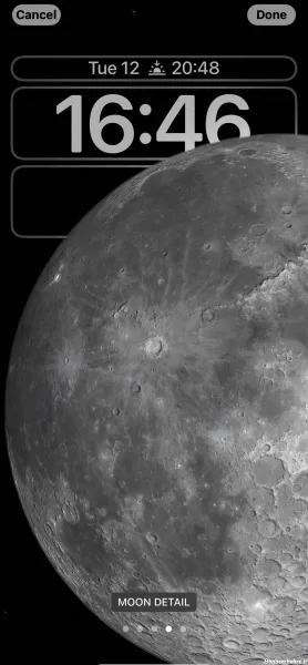  والپیپر ماه آیفون