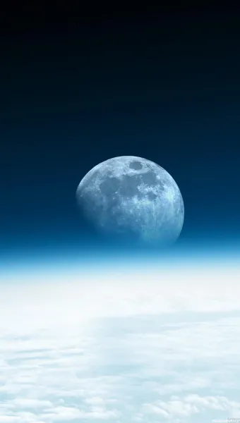  والپیپر ماه آیفون