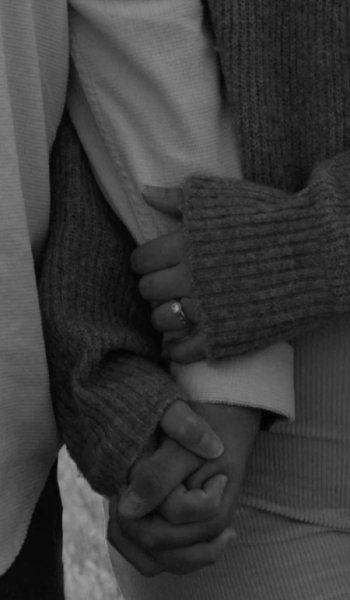  عکس دست دونفره عاشقانه