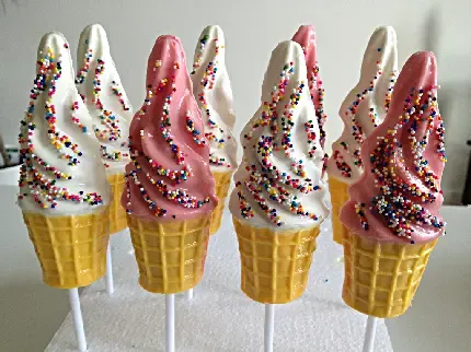  بک گراند رنگ سفید دخترانه 4K