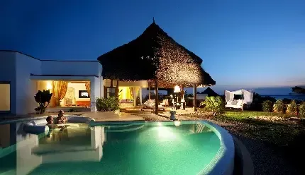 خانه ویلایی شیک و مدرن