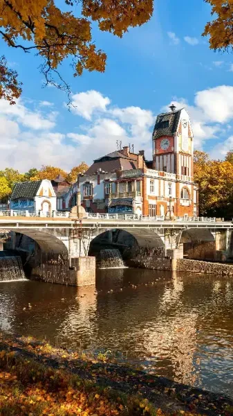  تصویر زمینه باکلاس برای گوشی های گران قیمت