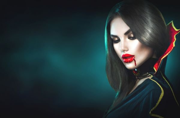  عکس خون آشام فانتزی برای پروفایل