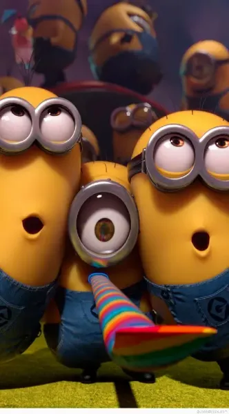  عکس تصویر زمینه مینیون های کیوت و بامزه