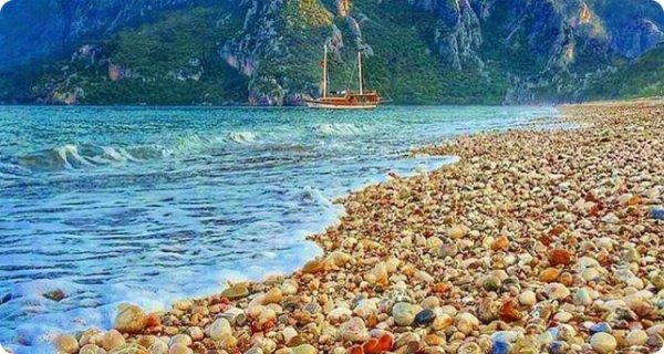  تصویر زمینه ساحل آفتابی آنتالیا