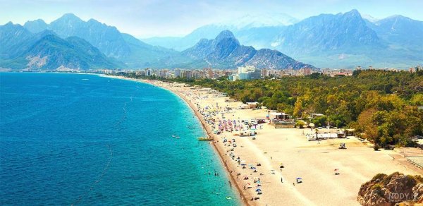  تصویر زمینه ساحل آفتابی آنتالیا