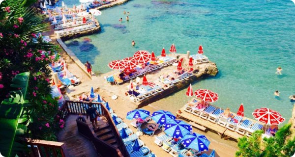  تصویر زمینه ساحل آفتابی آنتالیا