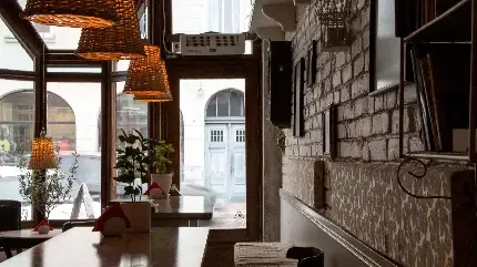  عکس کافه لاکچری برای پروفایل