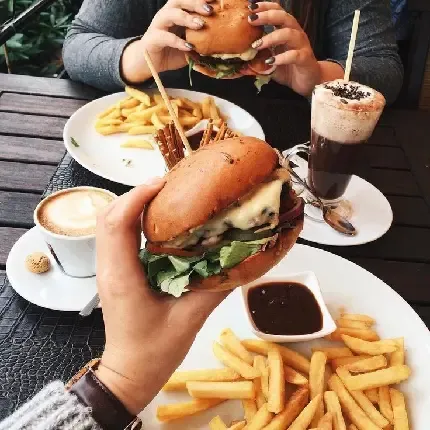  تصویر زمینه فست فود های خوشمزه