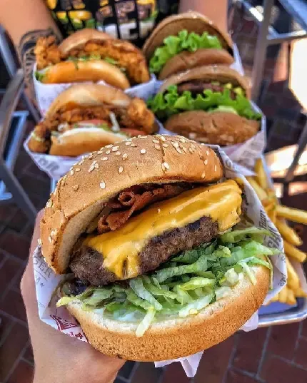  تصویر زمینه فست فود های خوشمزه