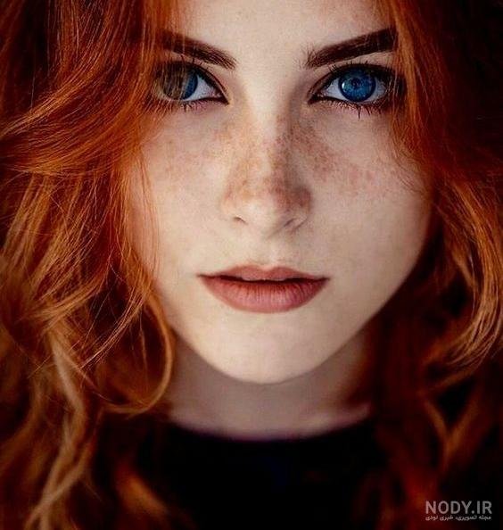 عکس زن جوان مو قرمز