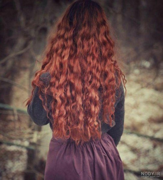  عکس زن جوان مو قرمز