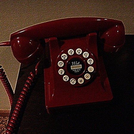  تصویر زمینه قرمز دخترانه