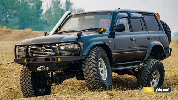  عکس تویوتا لندکروز پرادو در کوهستان