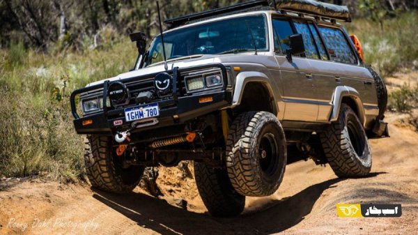  عکس تویوتا لندکروز پرادو در کوهستان