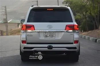  عکس ماشین لندکروز جدید