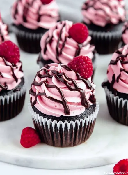  عکس کاپ کیک تولد عاشقانه