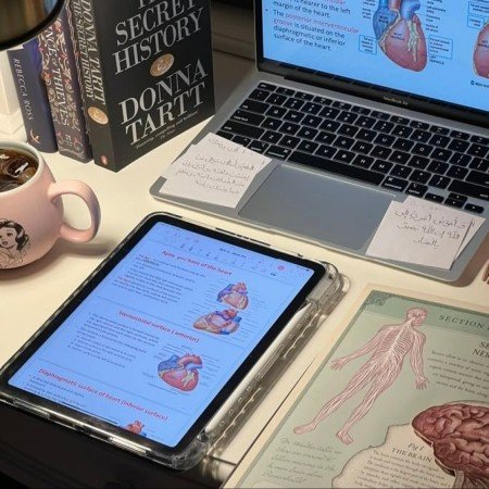 عکس پروفایل برای گروه مدرسه دخترانه