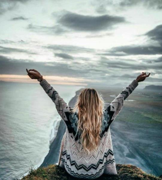 عکس پروفایل شاد زنانه