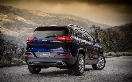  عکس ماشین جیپ در کویر