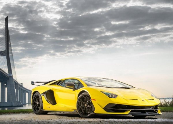  عکس ماشین مسابقه ای واقعی