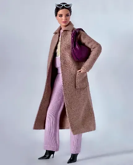  والپیپر عروسک باربی با لباس خوشگل