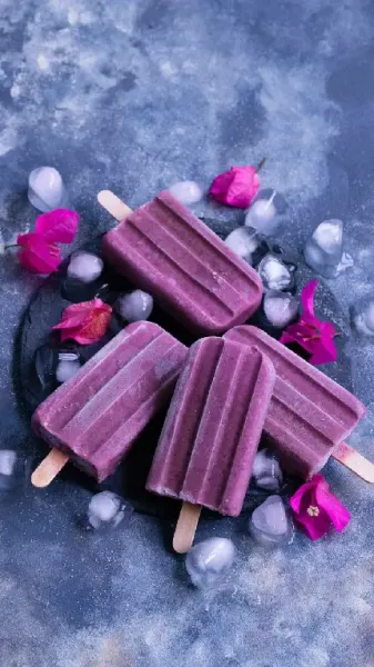 بک گراند بنفش اکلیلی