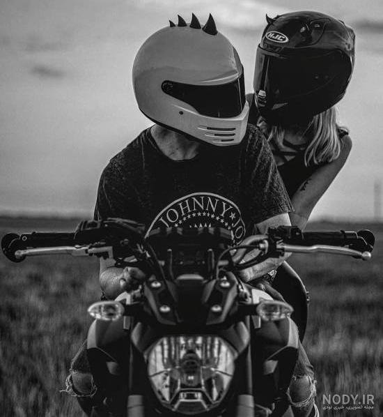  عکس جنگی دختر موتورسوار